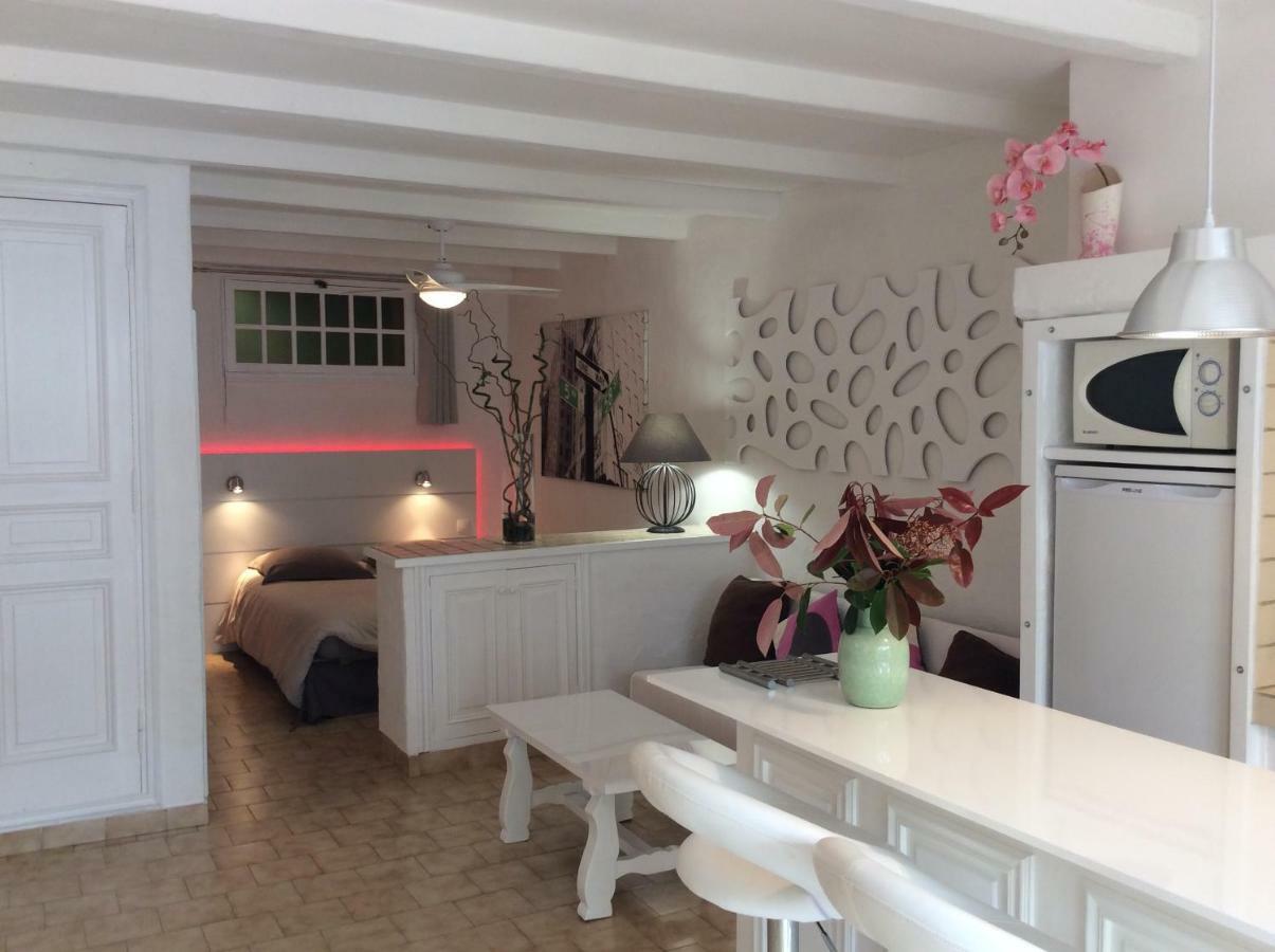 89 Le Grand Pin Leilighet Sainte-Maxime Eksteriør bilde